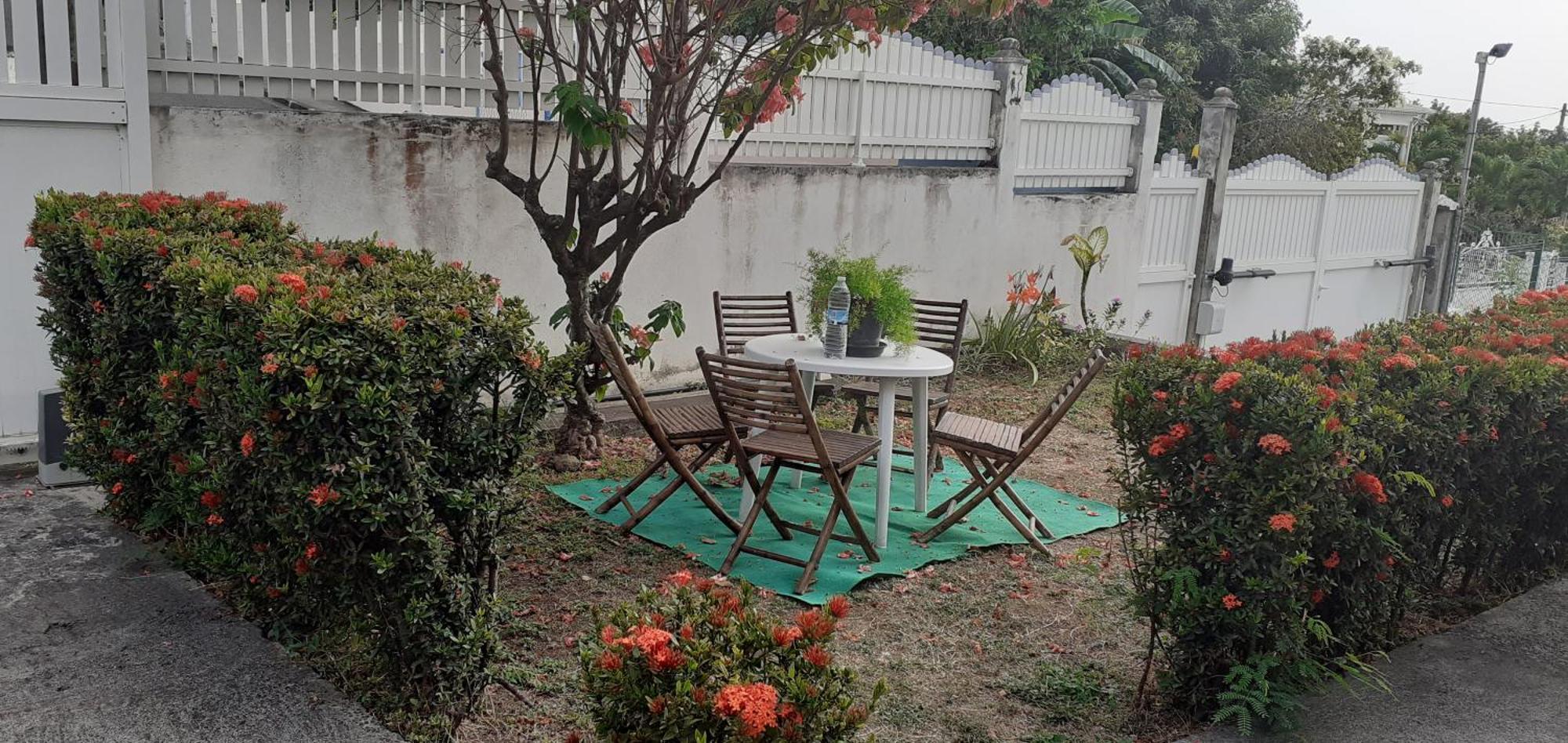 Le P'Tit Nid Cocodydy Appartement Baillif Buitenkant foto